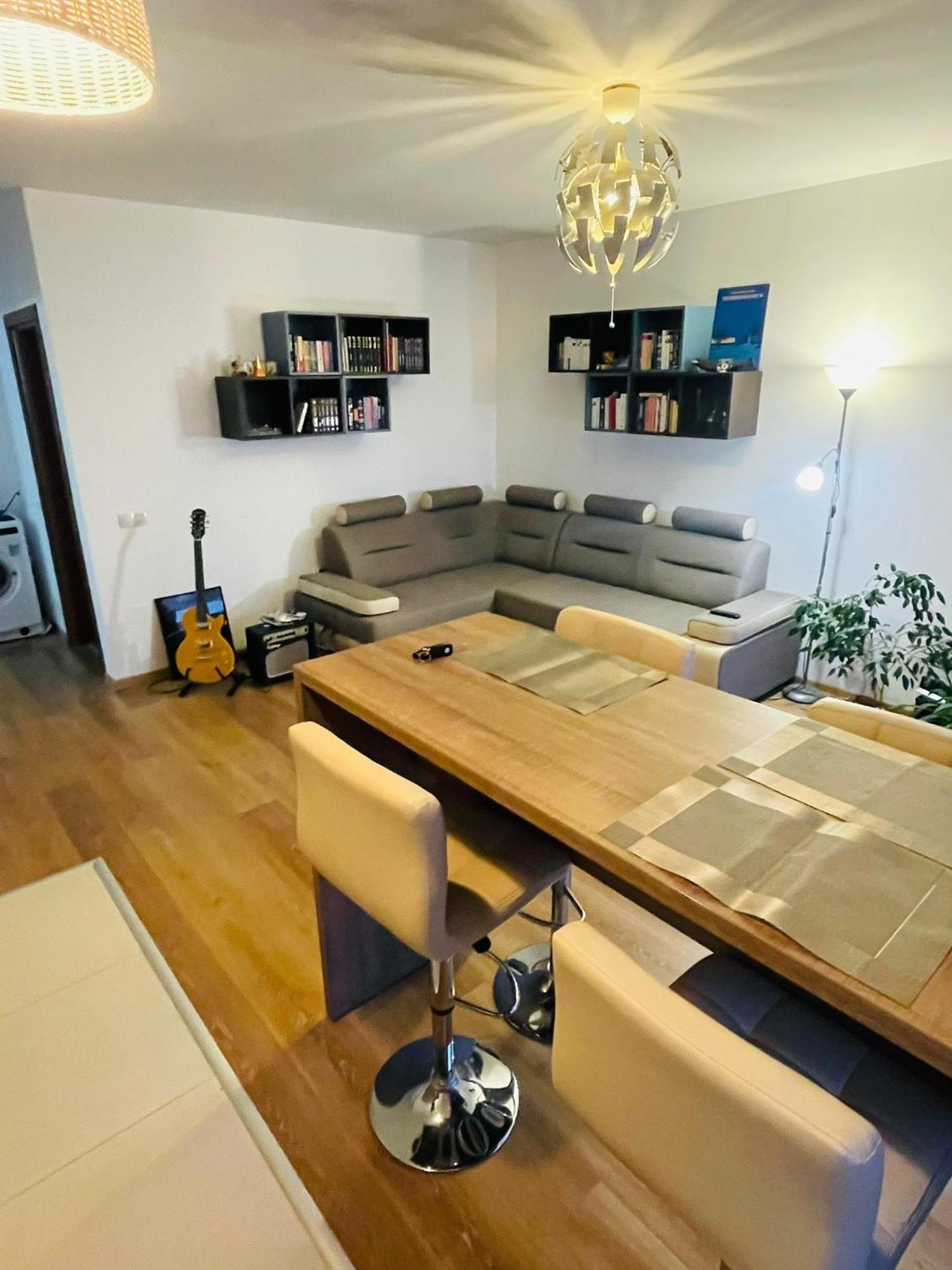 Cozy Apartment With Free Parking Cluj-Napoca Eksteriør bilde