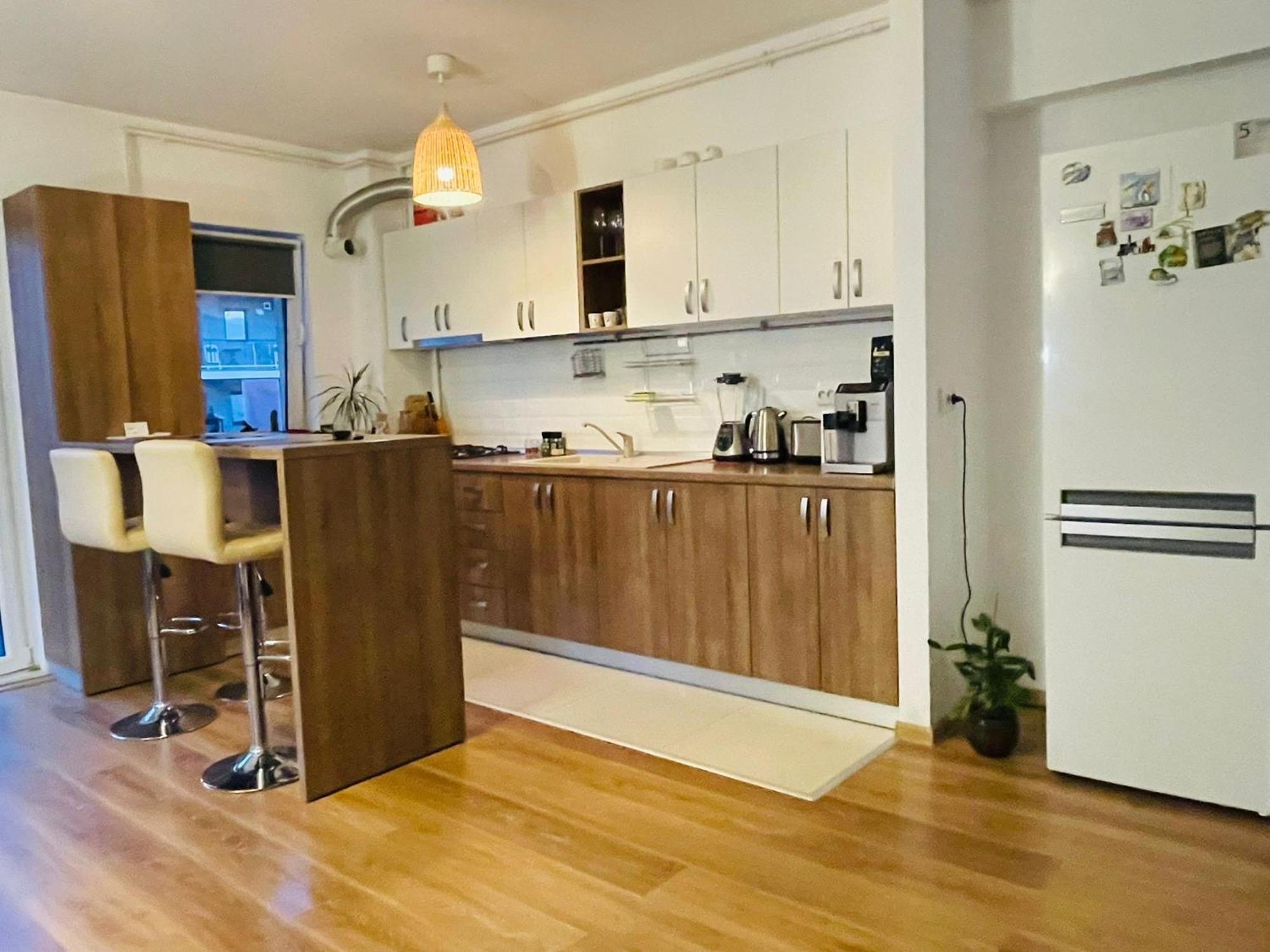 Cozy Apartment With Free Parking Cluj-Napoca Eksteriør bilde